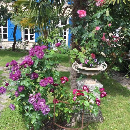 L'Orangerie Du General Bed & Breakfast Saint-Jean-dʼAngély Exterior foto